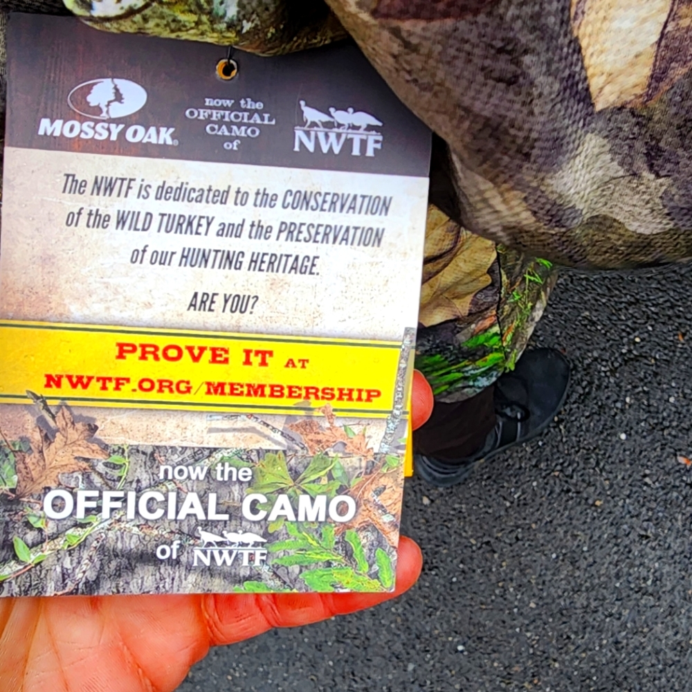 NWT CAMO MOSSY OAK JACKET